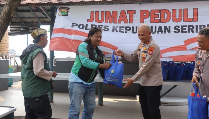 Wakapolres Kepulauan Seribu Rangkul Sabuk Kamtibmas, Sosialisasikan Layanan Polisi 110 untuk Dukung Jaga Jakarta