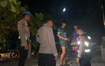 Jakarta On The Spot Sambangi Pulau-Pulau Penduduk, Polsek Kepulauan Seribu Selatan Sosialisasikan Layanan Polisi 110