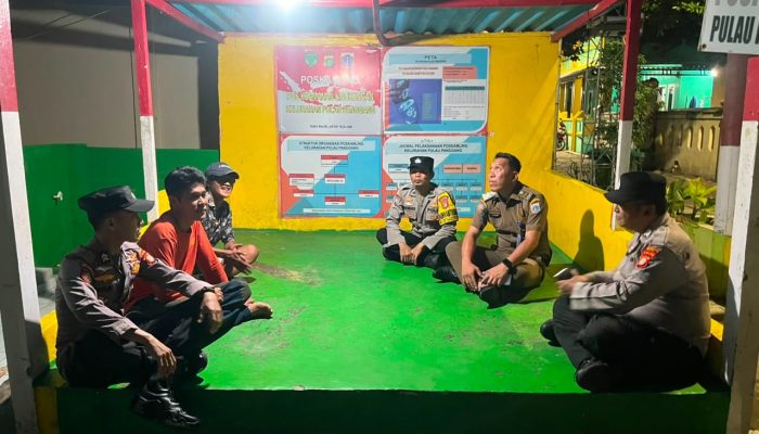 Jakarta On The Spot Dini Hari, Polsek Kepulauan Seribu Utara Gencarkan Sosialisasi Layanan Polisi 110 dan Pencegahan 3C