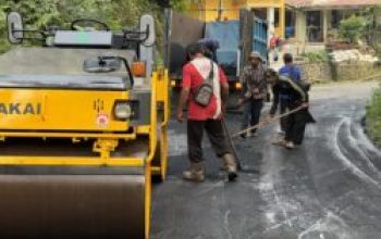 Target 3 Hari Selesai, Proyek Jalan Cikidang Fokus Tambal Sulam Titik Rusak