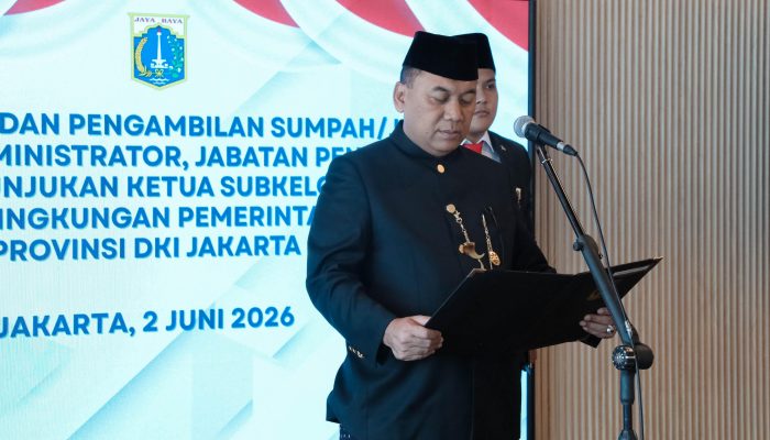 Lantik 21 Pejabat, Sekda Uus Tekankan Birokrasi Profesional dan Adaptif