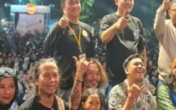 Anggota DPRD Sukabumi Andri Hidayana dan Ujang Abdurohim Hadiri Syukuran Nelayan ke-69 Desa Ciwaru