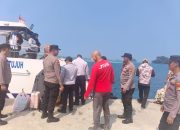 Jakarta On The Spot, Polres Kepulauan Seribu Hadir Humanis di Dermaga Bantu Penumpang dan Sosialisasikan Layanan Polisi 110