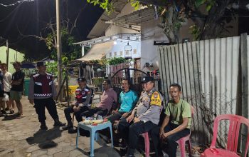 Jakarta On The Spot Dini Hari, Polsek Kepulauan Seribu Utara Tingkatkan Patroli Dialogis dan Sosialisasi Layanan Polisi 110