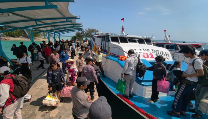 Jakarta On The Spot di Hari Minggu, Polres Kepulauan Seribu Utamakan Pelayanan Humanis dan Kenalkan Layanan Polisi 110