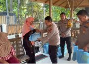 Kapolsek Kepulauan Seribu Selatan Gelar Jaga Jakarta On The Spot dan Minggu Peduli di Pulau Tidung, Bagikan Sembako serta Sosialisasikan Layanan Polisi 110