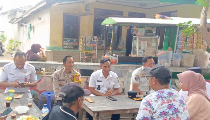 Bhabinkamtibmas Pulau Panggang Sambang Warga Lewat Jakarta On The Spot, Sosialisasikan Layanan Polri 110