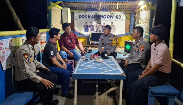 Patroli Malam Jakarta On The Spot, Polsek Kepulauan Seribu Selatan Bangun Kesadaran Warga Manfaatkan Layanan Polisi 110