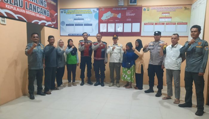 Patroli Malam Jakarta On The Spot, Polsek Kepulauan Seribu Selatan Ajak Warga Kenali Manfaat Layanan Polisi 110