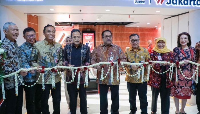 Wagub Rano Resmikan KCP Bank Jakarta Kebayoran Park, Dorong Layanan Keuangan Dekat dengan Warga