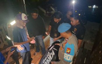 Patroli Malam Jakarta On The Spot, Polsek Kepulauan Seribu Selatan Tingkatkan Edukasi Layanan Polisi 110 kepada Warga