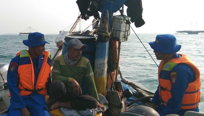 Jakarta On The Spot, Satpolairud Polres Kepulauan Seribu Sosialisasikan Layanan Polisi 110 dan Ajak Nelayan Tolak Alat Tangkap Terlarang