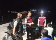 Patroli Malam Jakarta On The Spot, Polsek Kepulauan Seribu Selatan Maksimalkan Sosialisasi Layanan Polisi 110 di Kawasan Dermaga