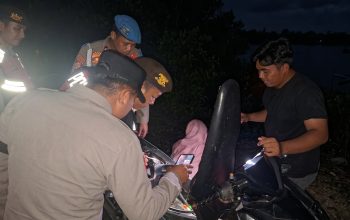 Patroli Malam Jakarta On The Spot, Polsek Kepulauan Seribu Selatan Sapa Warga dan Sosialisasikan Layanan Polisi 110