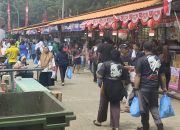 Warga Empat Kelurahan Kecamatan Penjaringan Terima 2800 Sembako Presiden di RPTRA Kalijodo 