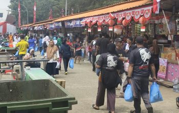 Warga Empat Kelurahan Kecamatan Penjaringan Terima 2800 Sembako Presiden di RPTRA Kalijodo 