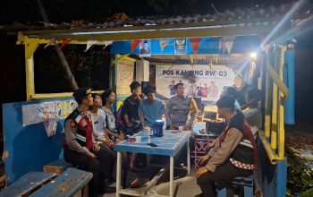 Patroli Malam Jakarta On The Spot di Pulau Tidung, Polisi Sosialisasikan Layanan 110 kepada Warga