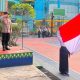 Jakarta On The Spot: Bhabinkamtibmas Pulau Untung Jawa Jadi Pembina Upacara di SMPN 285 Jakarta, Tanamkan Disiplin dan Nasionalisme