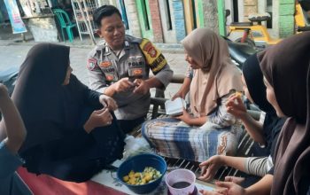 Jakarta On The Spot di Pulau Lancang, Bhabinkamtibmas Fokus Sosialisasi Layanan Polri 110 dan Bahaya Hoaks