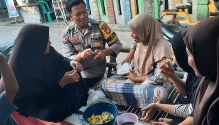 Jakarta On The Spot di Pulau Lancang, Bhabinkamtibmas Fokus Sosialisasi Layanan Polri 110 dan Bahaya Hoaks