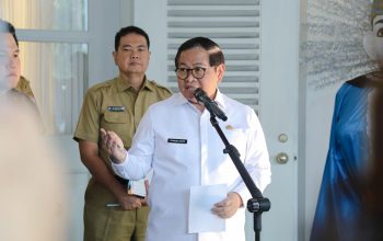 Gubernur Pramono Instruksikan Sanksi Tegas dan Publikasi Pelaku Pembuangan Sampah Ilegal di Cilincing