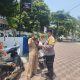 Jaga Jakarta di Pulau Pramuka, Bhabinkamtibmas Sosialisasikan Polisi 110 dan Bagikan Masker