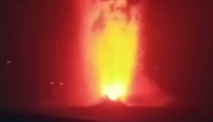 Pemprov DKI Imbau Warga Tetap Tenang dan Waspada terhadap Sebaran Abu Vulkanik Anak Krakatau