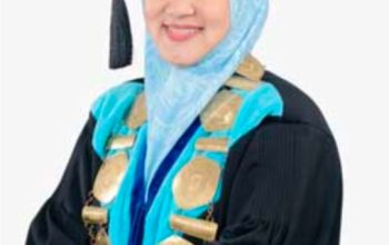 Rektor Universitas Muhammadiyah Sukabumi (UMMI) Prof. Dr. Reny Sukmawani, M.P., meraih gelar Guru Besar pada 7 September 2026.